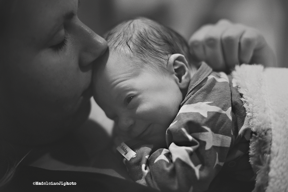 How to take gorgeous newborn pictures in the hospital. Madeleine JL photography How to take gorgeous newborn pictures in the hospital. Madeleine JL photography